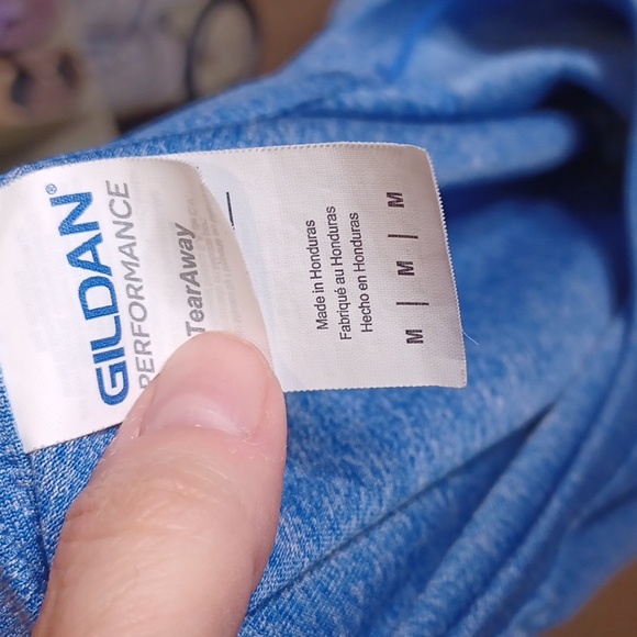 Gildan drifit top size M KC - Picture 3 of 3